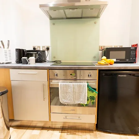 Cosy Escape - 1bed With Balcony *