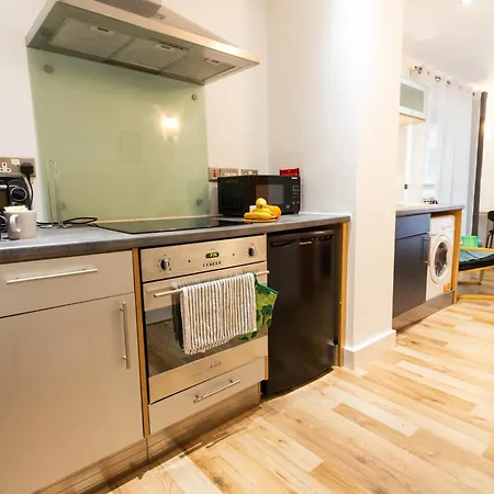 Cosy Escape - 1bed With Balcony *